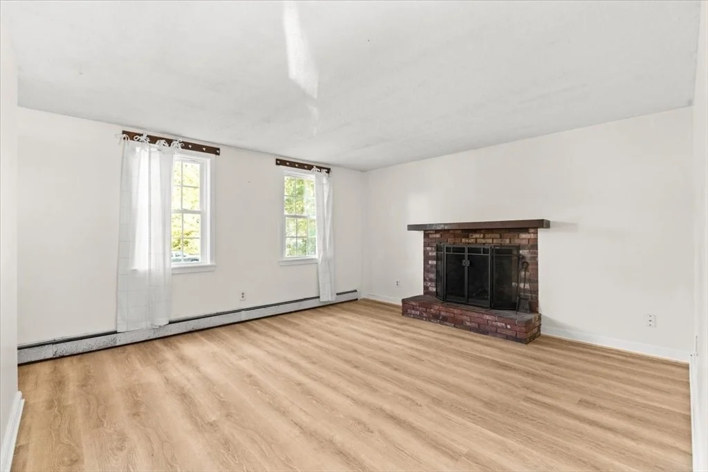 Photo of 30 Howard Ave