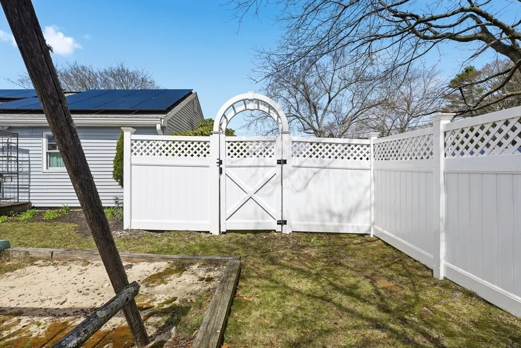 Photo of 19 Brookfield Circle