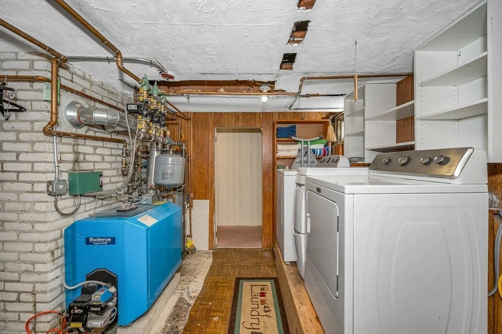 Photo of 49 Oak St