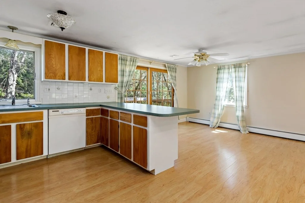 Photo of 1092 Osterville West Barnstable Rd