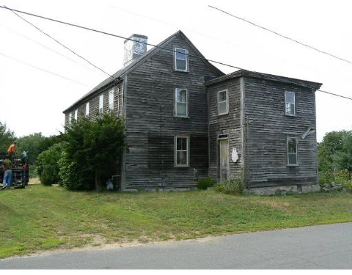 Photo of 48 Pleasant St
