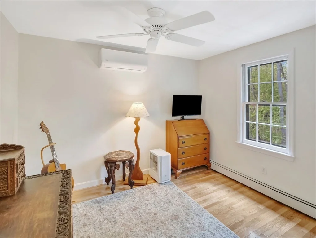 Photo of 5 Juniper Dr