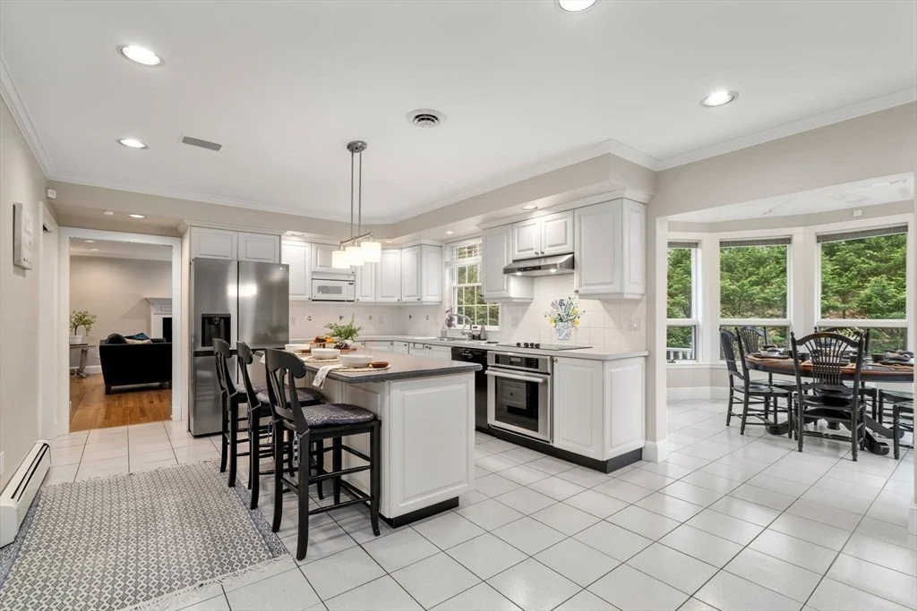 Photo of 1323 High Street-Culdesac