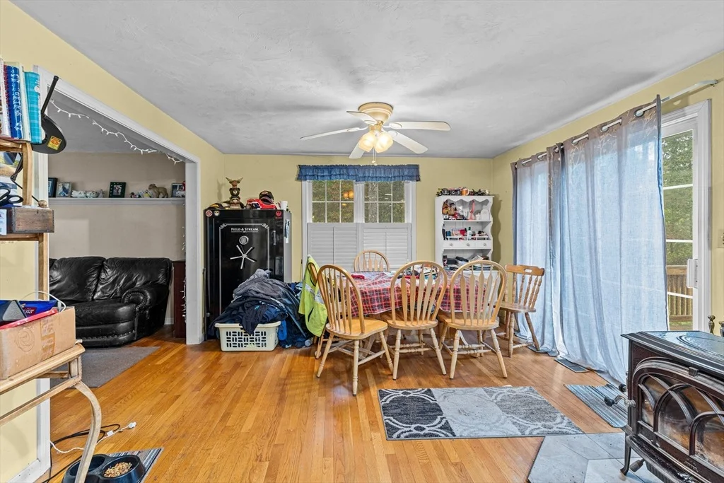 Photo of 77 Millstone Ln