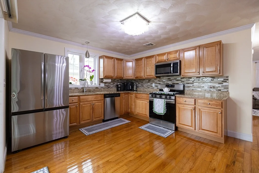 Photo of 76 River St