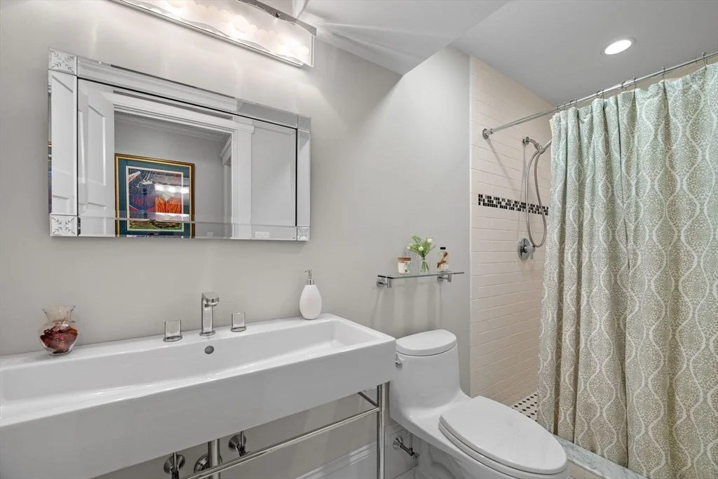 Photo of 24 Whitehall Cir