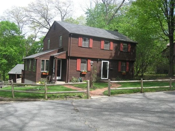 Photo of 16 Western Avenue