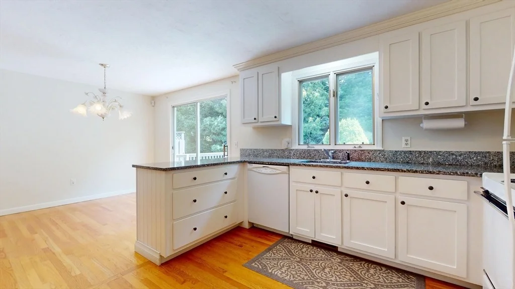 Photo of 96 Pawkannawkut Dr
