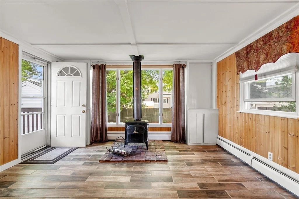 Photo of 7 Coolidge Rd