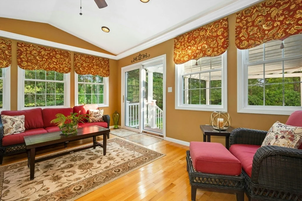 Photo of 75 Kennedy Circle