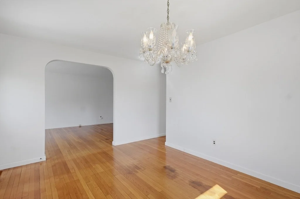 Photo of 7 Dewey Avenue