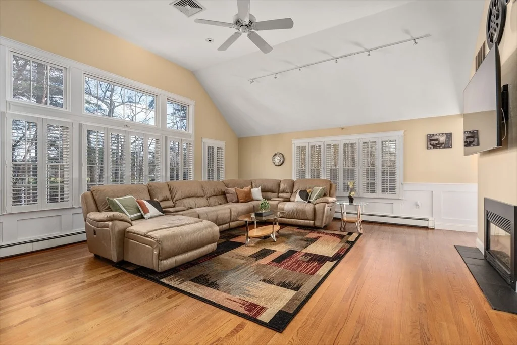 Photo of 9 Priest Road
