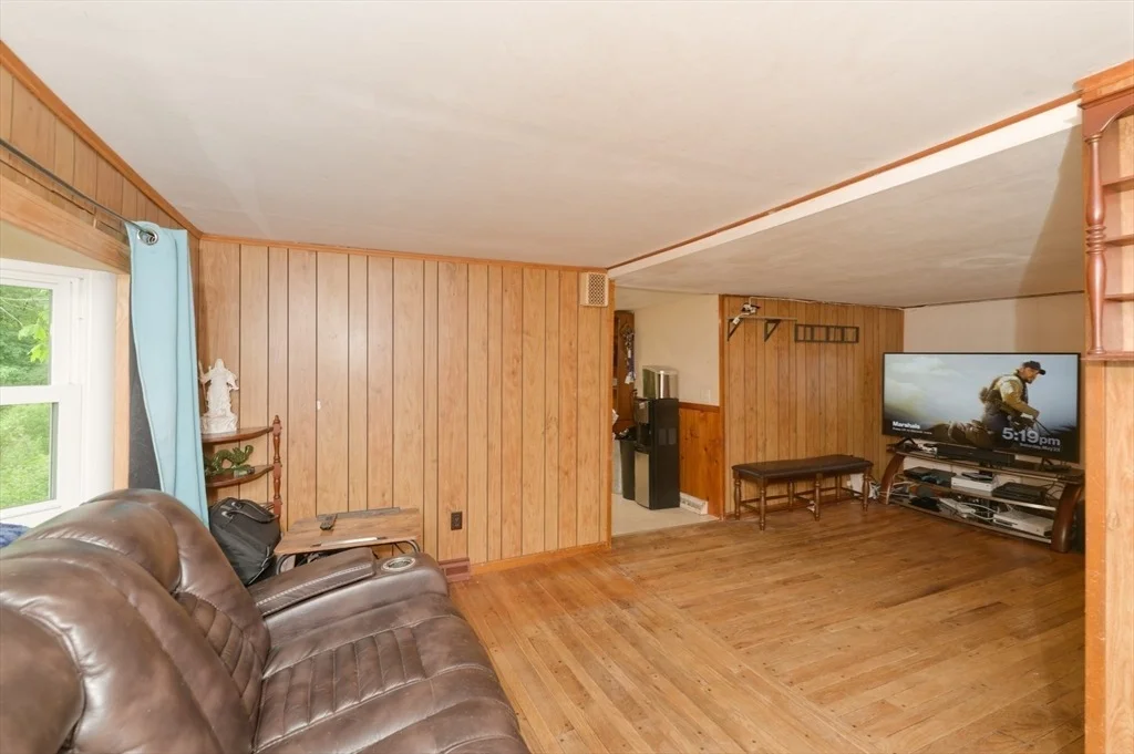 Photo of 330 Mount Wayte Ave