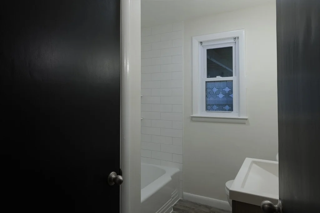 Photo of 1159 Middlesex St