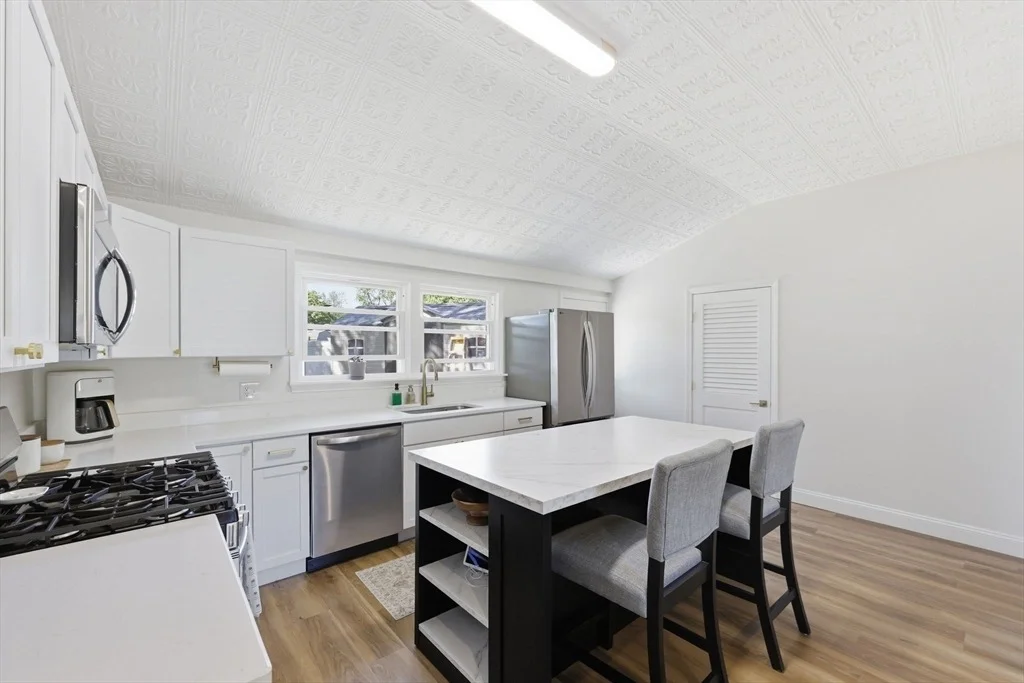 Photo of 43 Sunridge Dr