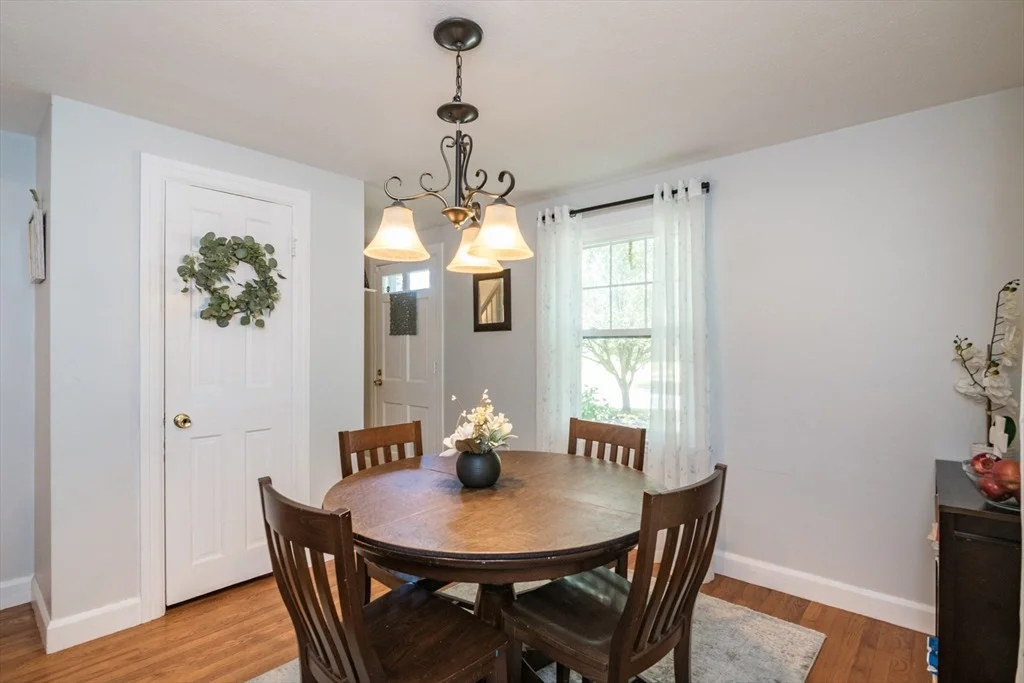 Photo of 222 Plumtree Rd