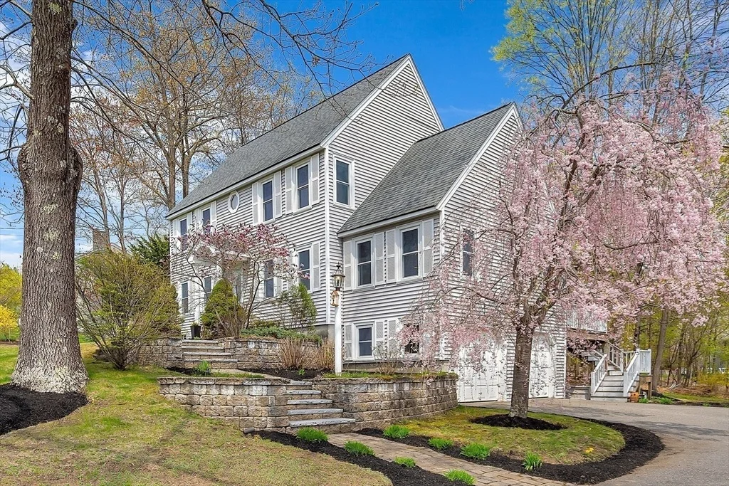 Photo of 3 Macleod Ln