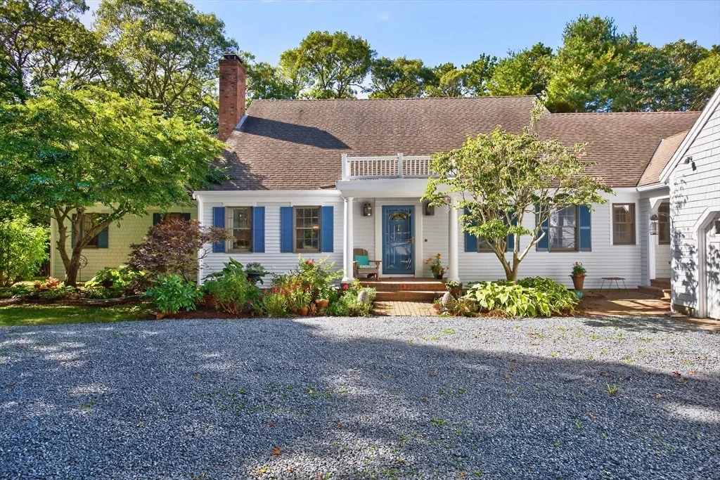 Photo of 34 Lake Drive