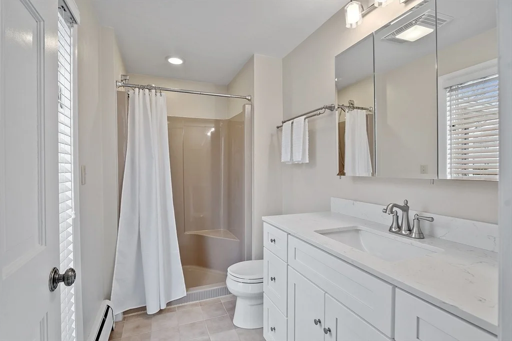 Photo of 10 Merrymount Dr