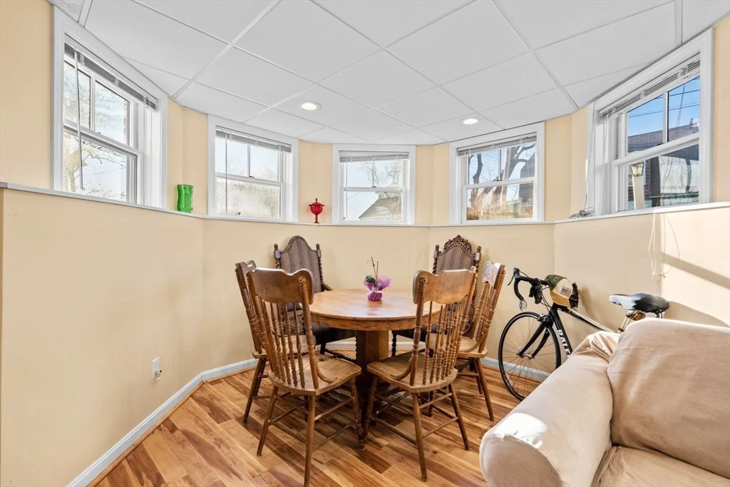 Photo of 68 Hampton Cir