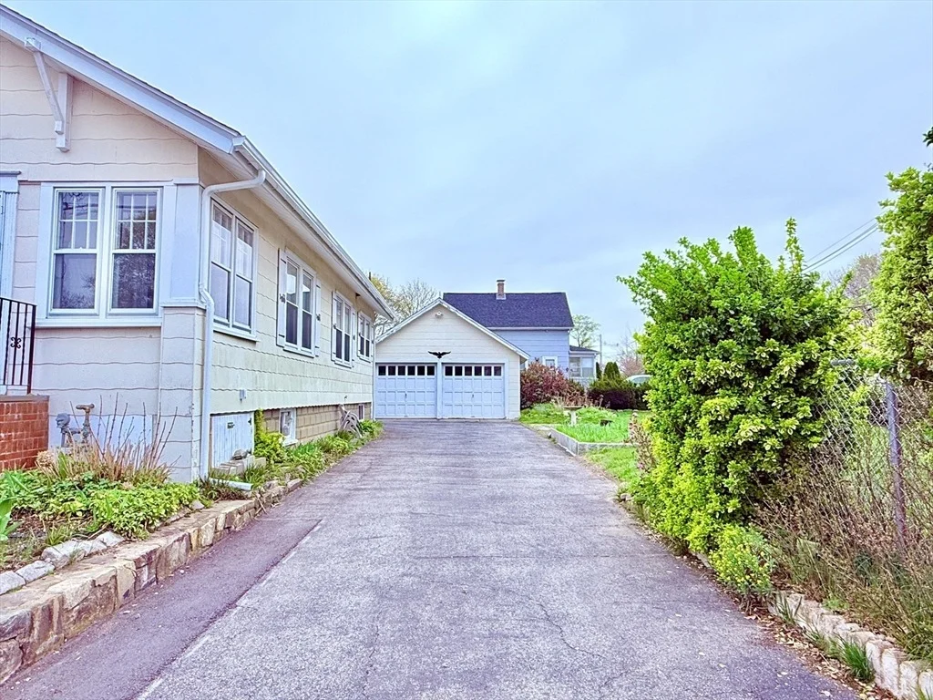Photo of 47 Kendall Ave