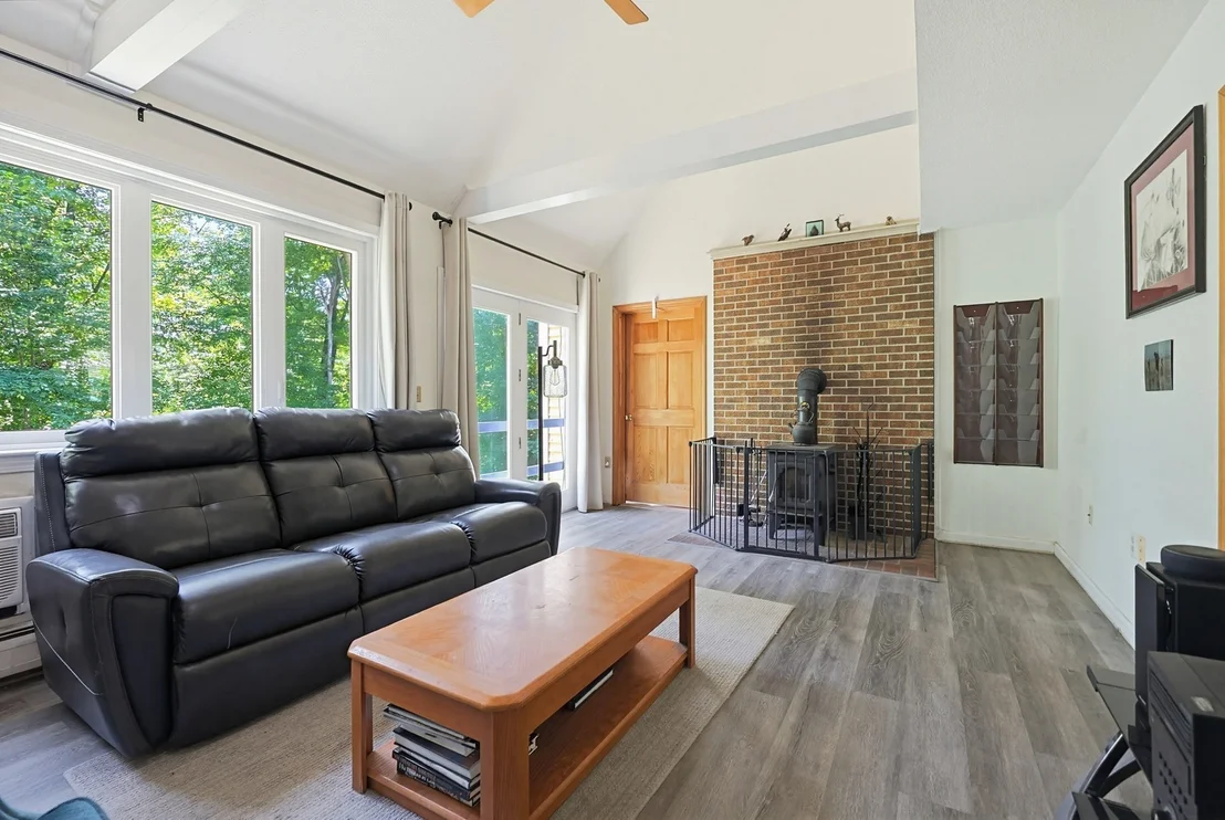 Photo of 14 Terra Ln