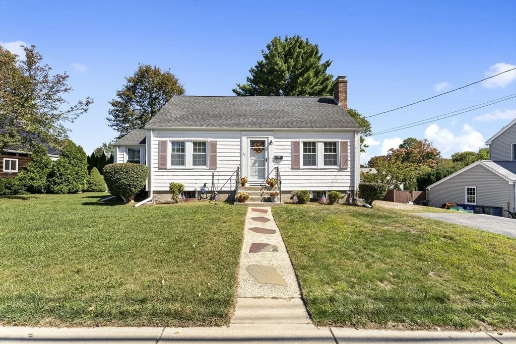 Photo of 85 Oak St