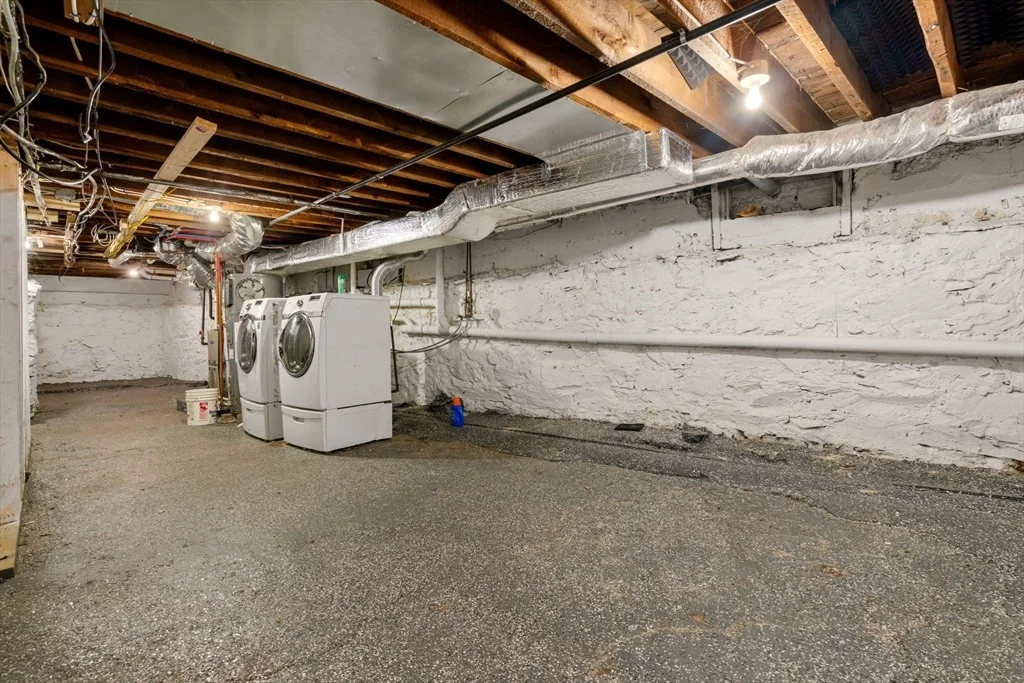 Photo of Unit A at 129 Sutherland Road
