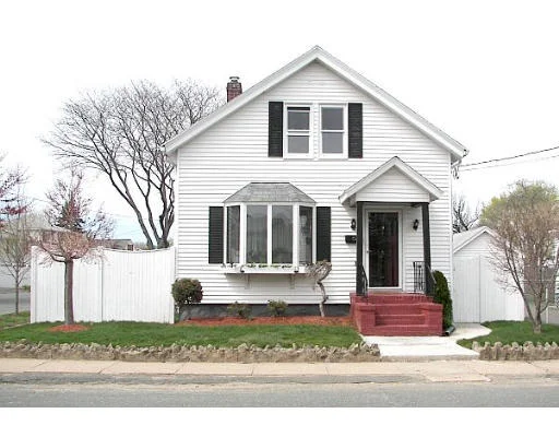 Photo of 4 Maple Street