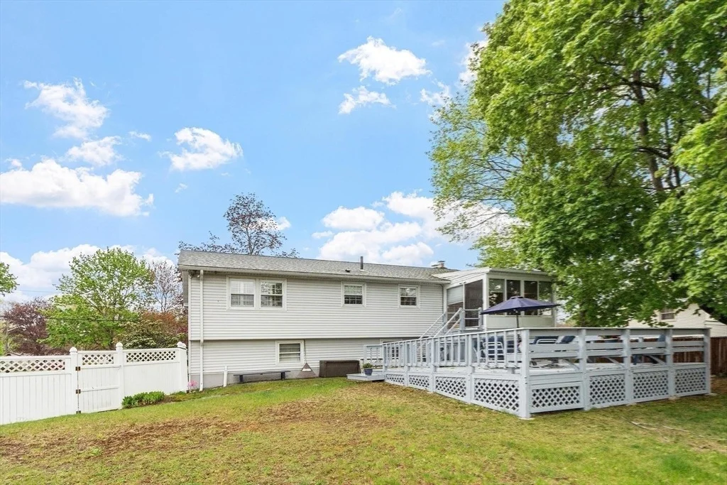 Photo of 134 River Rd