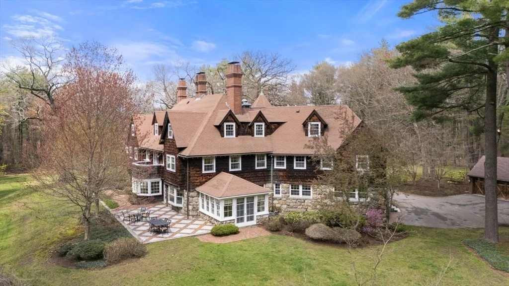 Photo of 650 Canton Ave