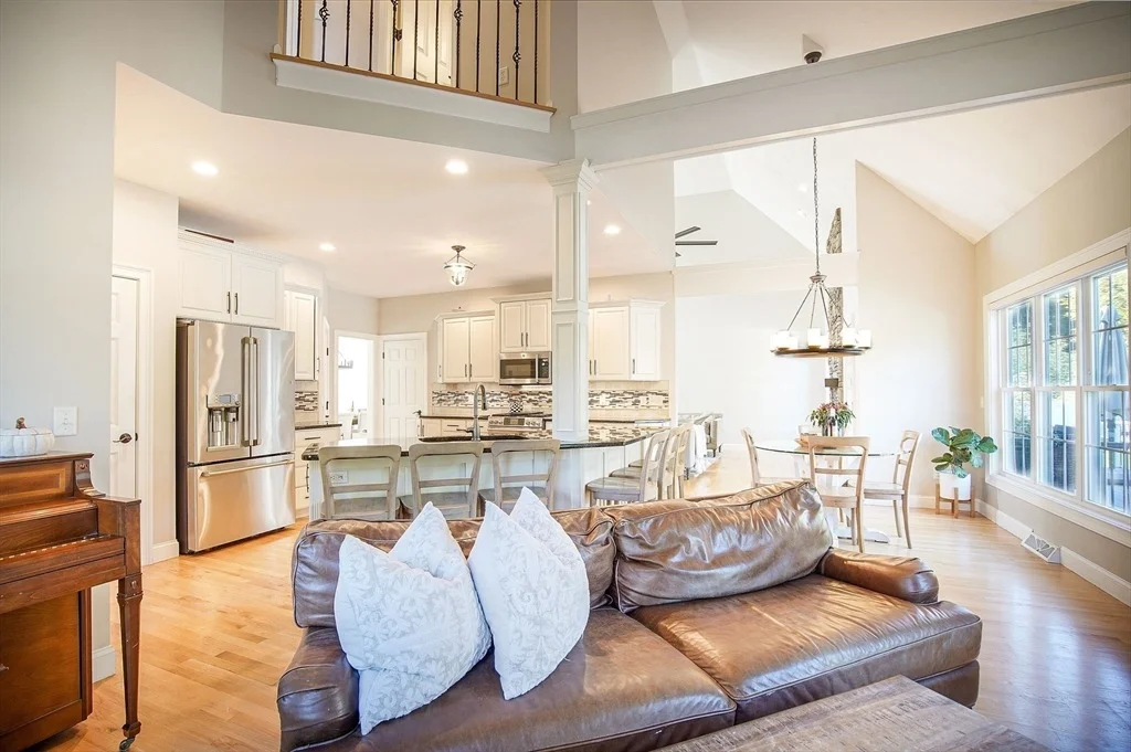 Photo of 451 Falley Dr