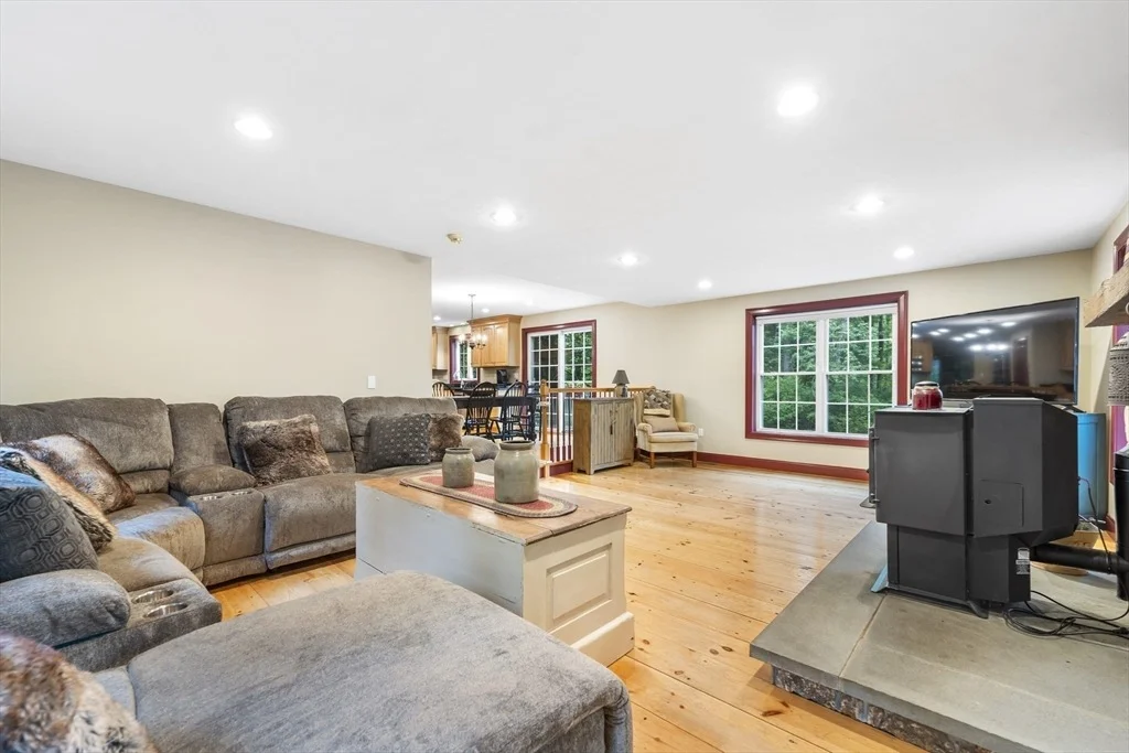 Photo of 77 Adams Ave