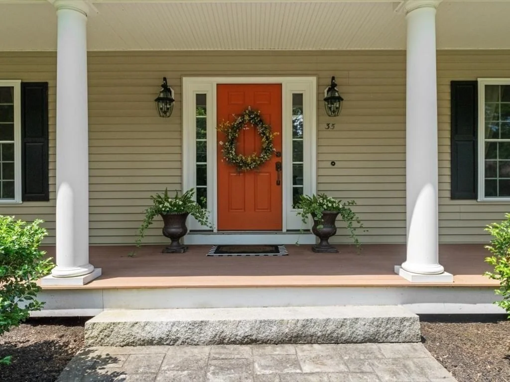 Photo of 35 Oxbow Dr