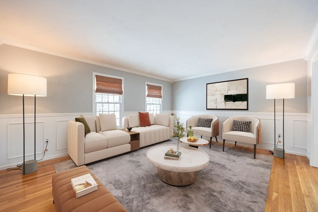 Photo of 7 Lone Oak Circle