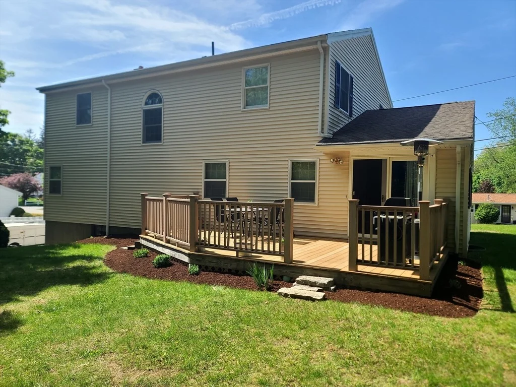Photo of 4 Briarcliff Ln
