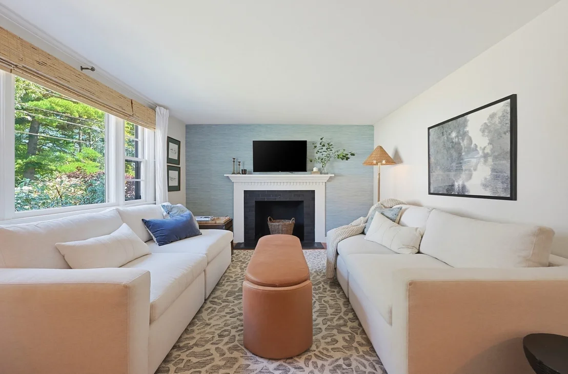 Photo of 6 Park Ave.