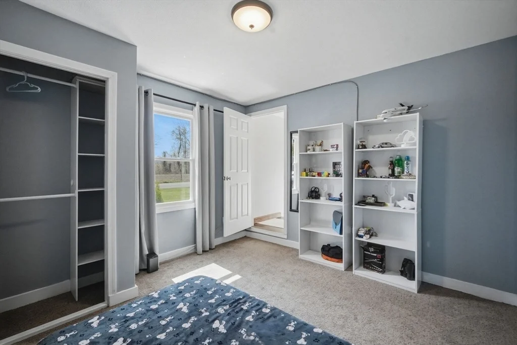Photo of 563 Pochassic Rd.