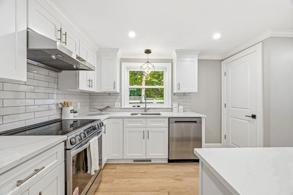 Photo of 63 Russell Rd