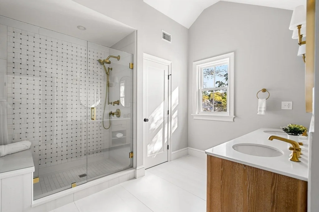 Photo of 9 Flatley Avenue