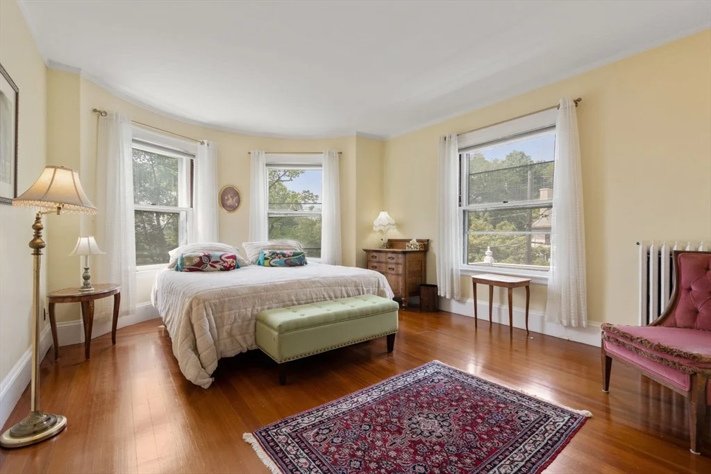 Photo of 43 Bailey Rd