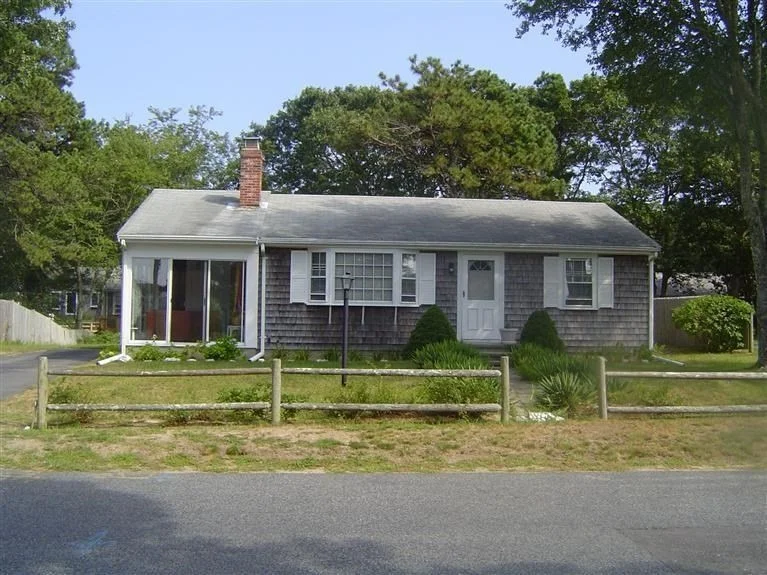 Photo of 134 Cornell Dr