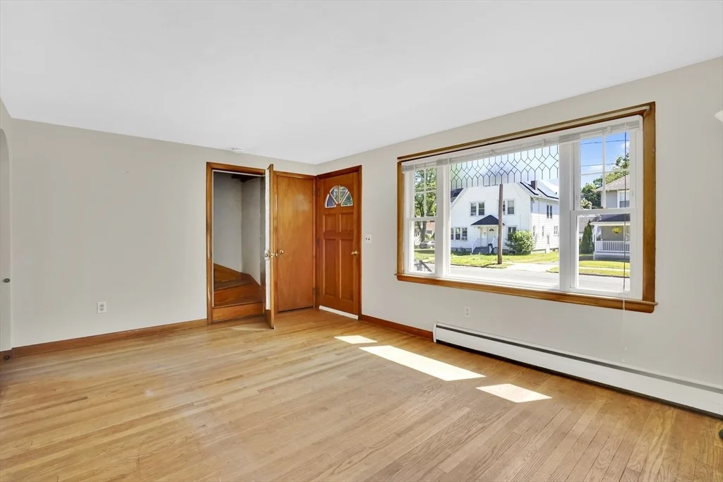 Photo of 267 Connecticut Ave