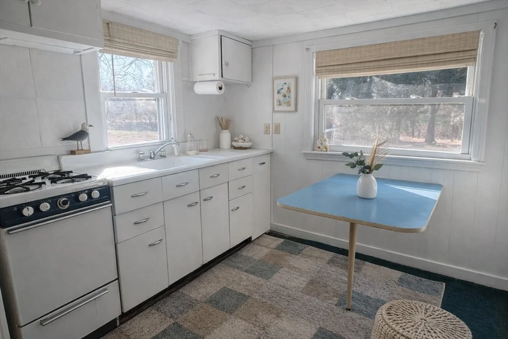 Photo of 1371 Drift Rd