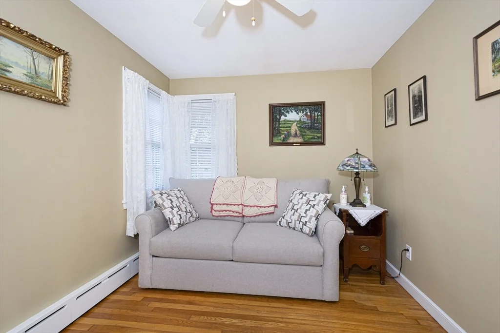 Photo of 9 Orchard Dr