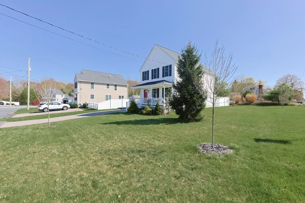 Photo of 1 Taft Dr