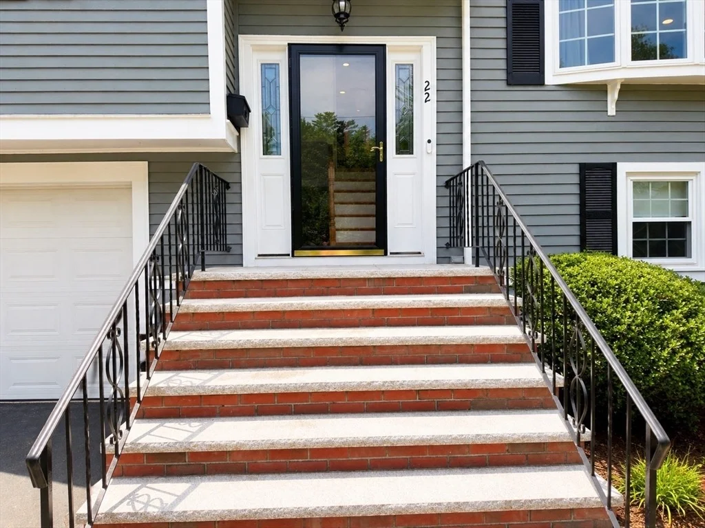 Photo of 22 Harvest Ln