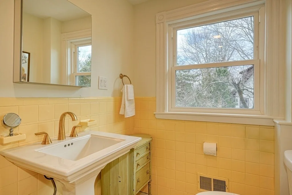 Photo of 71 Larch Rd