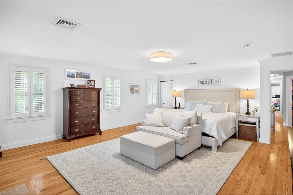Photo of 41 Lakeview Drive