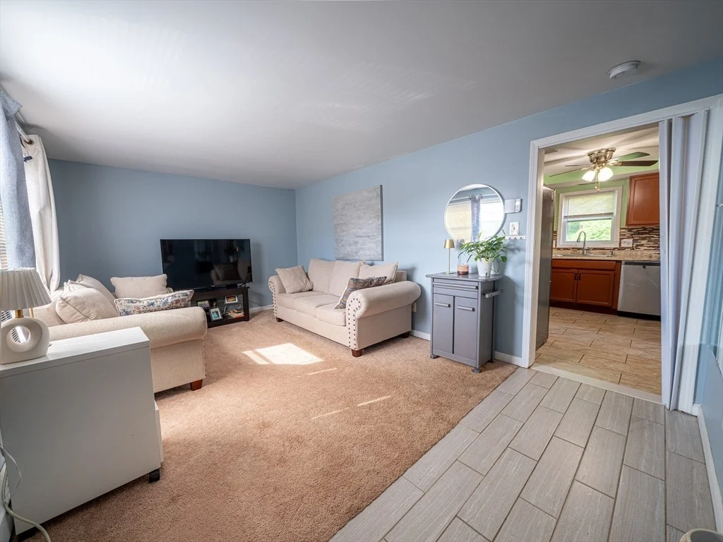 Photo of 2 Amesbury St